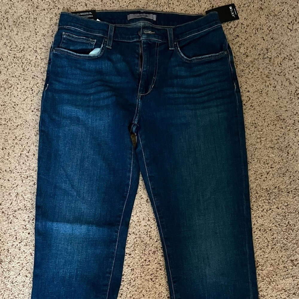 Men’s Joe’s Jeans:  the Brixton straight and narrow; KINETIC. SZ 32